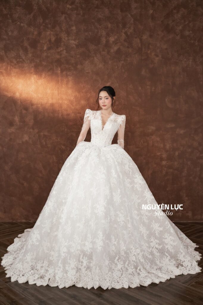 Váy Cưới Nguyên Lực Studio