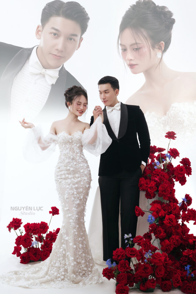 Bàn Hoa Đỏ Rượu