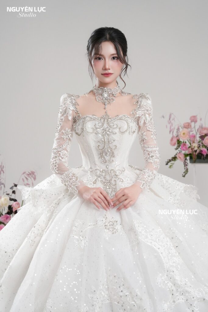 Váy Cưới Nguyên Lực Studio