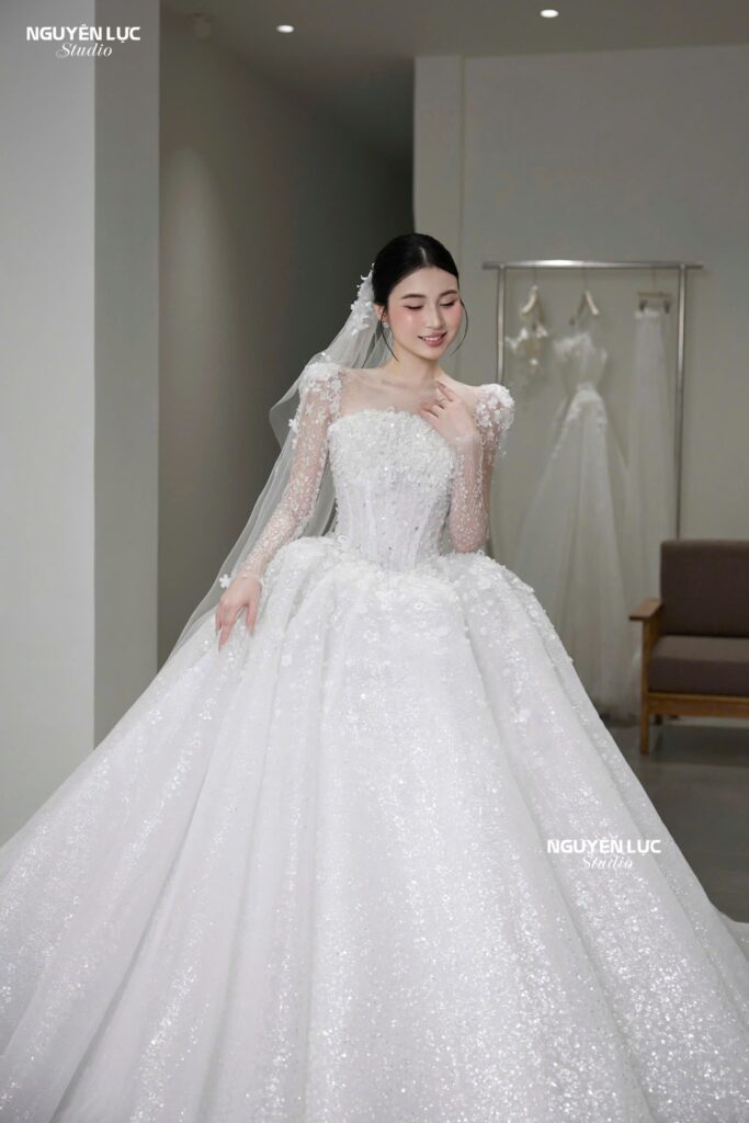 Váy Cưới Nguyên Lực Studio