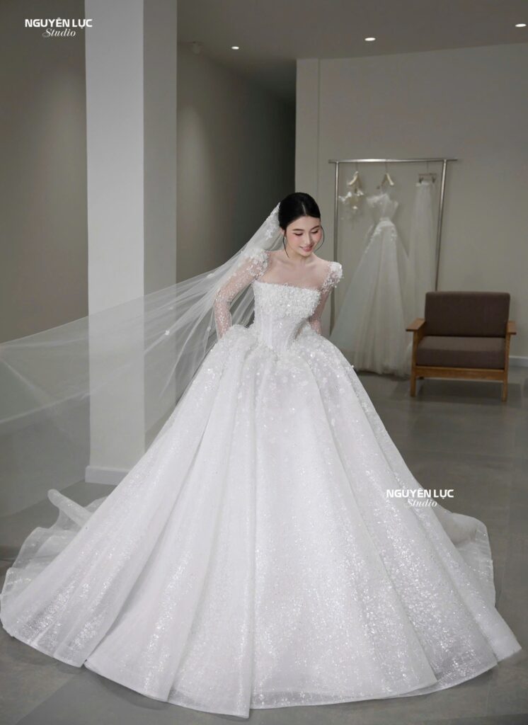 Váy Cưới Nguyên Lực Studio