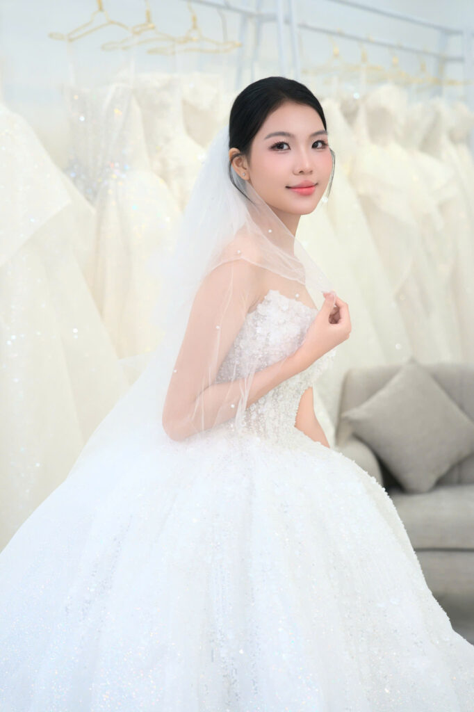 Váy Cưới Nguyên Lực Studio